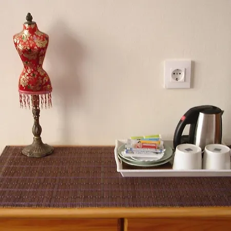 伊达尔戈酒店 3* 卡尔佩